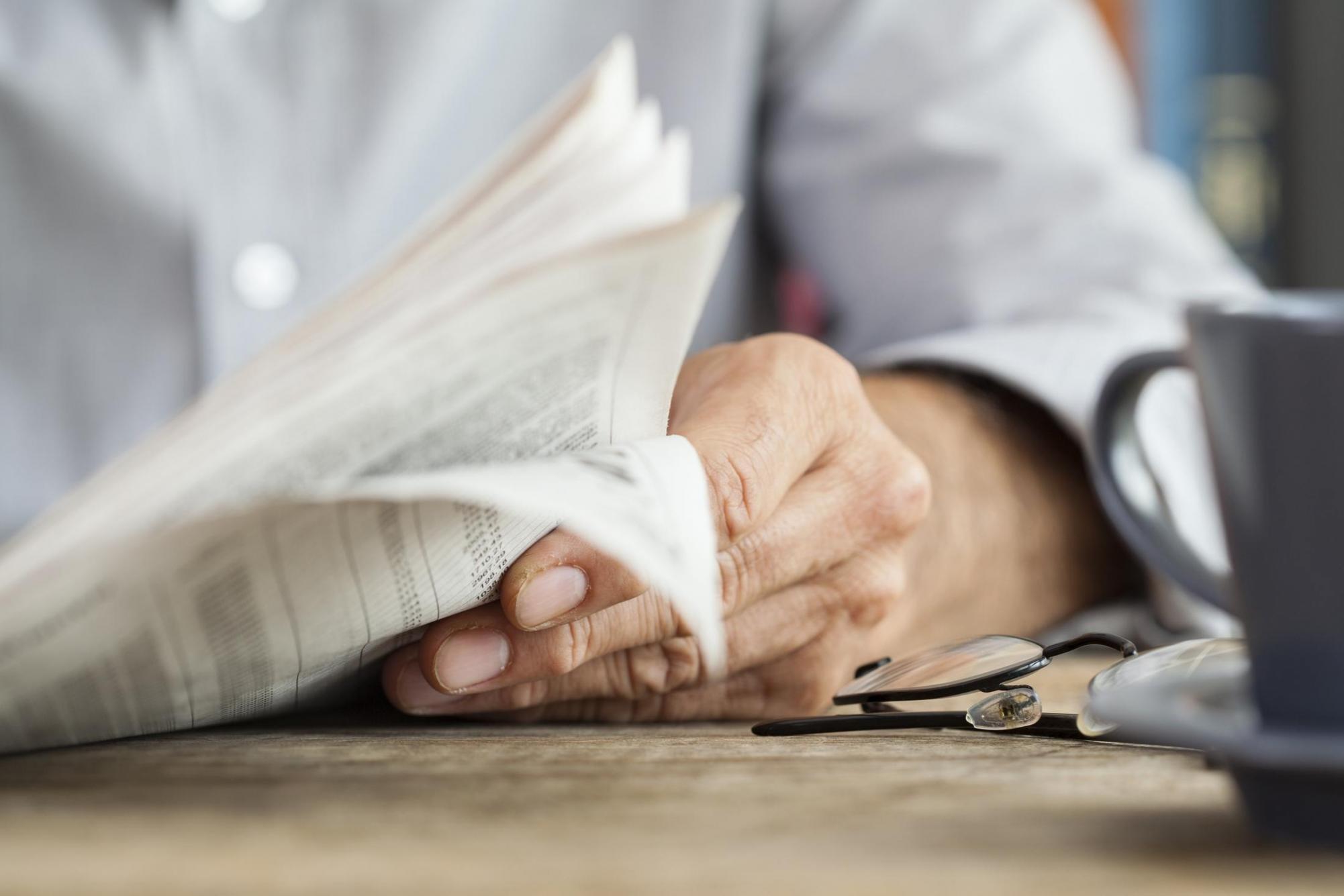 Environnement de travail et de réflexion, symbolisant la recherche et l'écriture